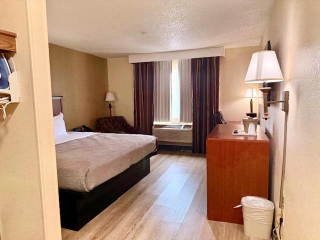 Quality Inn & Suites Golden - Denver West Lakewood Kültér fotó
